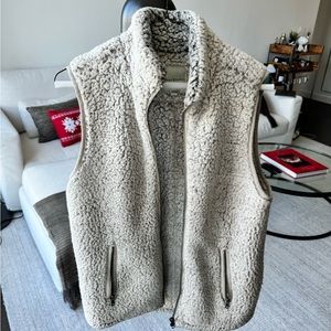 S Cream/Grey Thread Supply Wool Sherpa Vest
